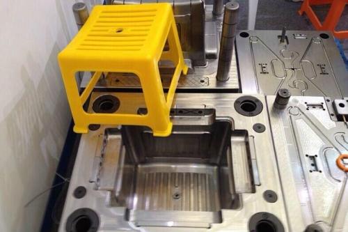 注塑模具加工中模具原理及組成要點有那些呢？